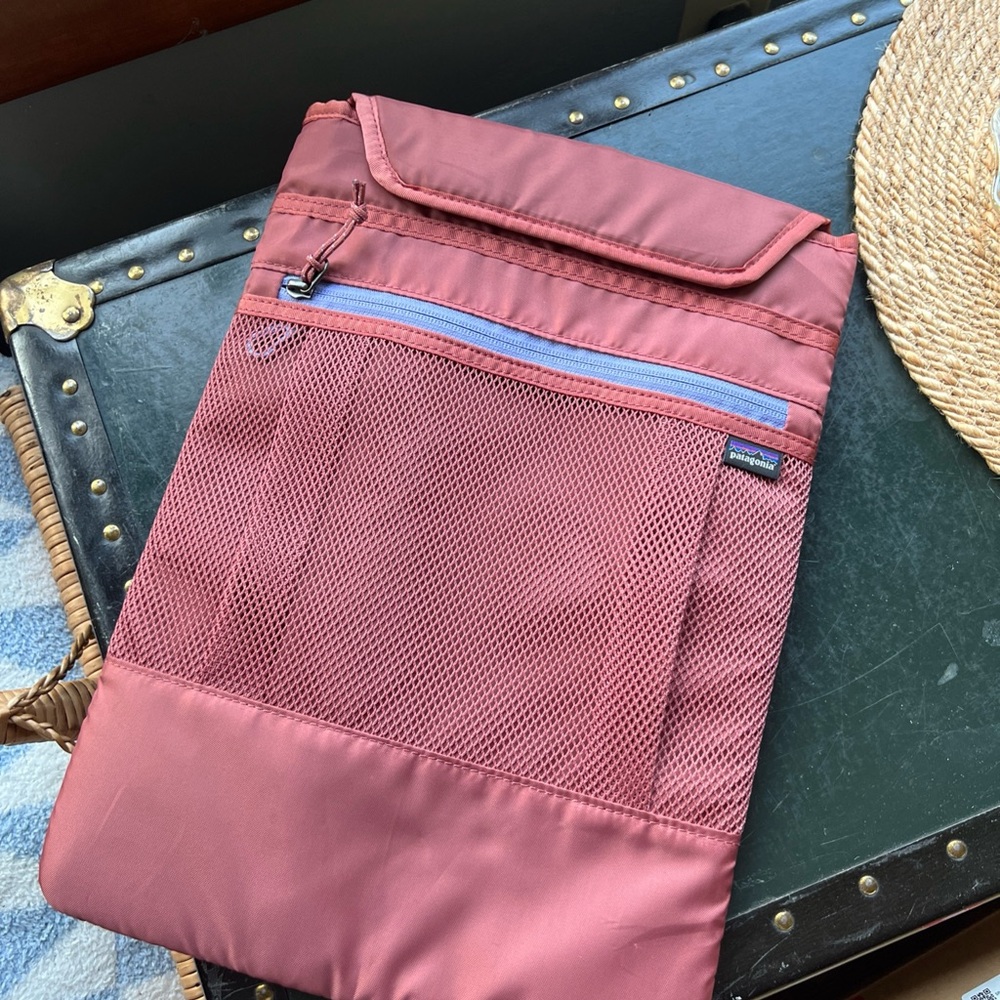 Patagonia Rose Pink Tablet Sleeve with Light Blue Zipper Pocket